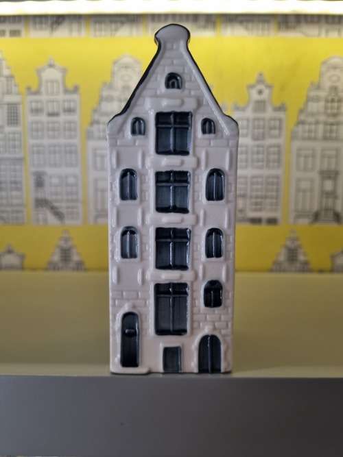 ****KLM HOUSE - NO.65****