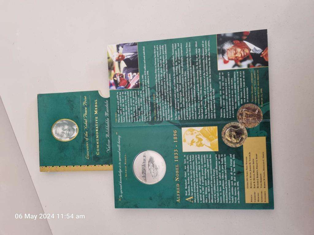 ****1X 1993 NOBEL PEACE LAUREATE N.R.MANDELA `ROBBEN ISLAND`MINT OF NORWAY SET****