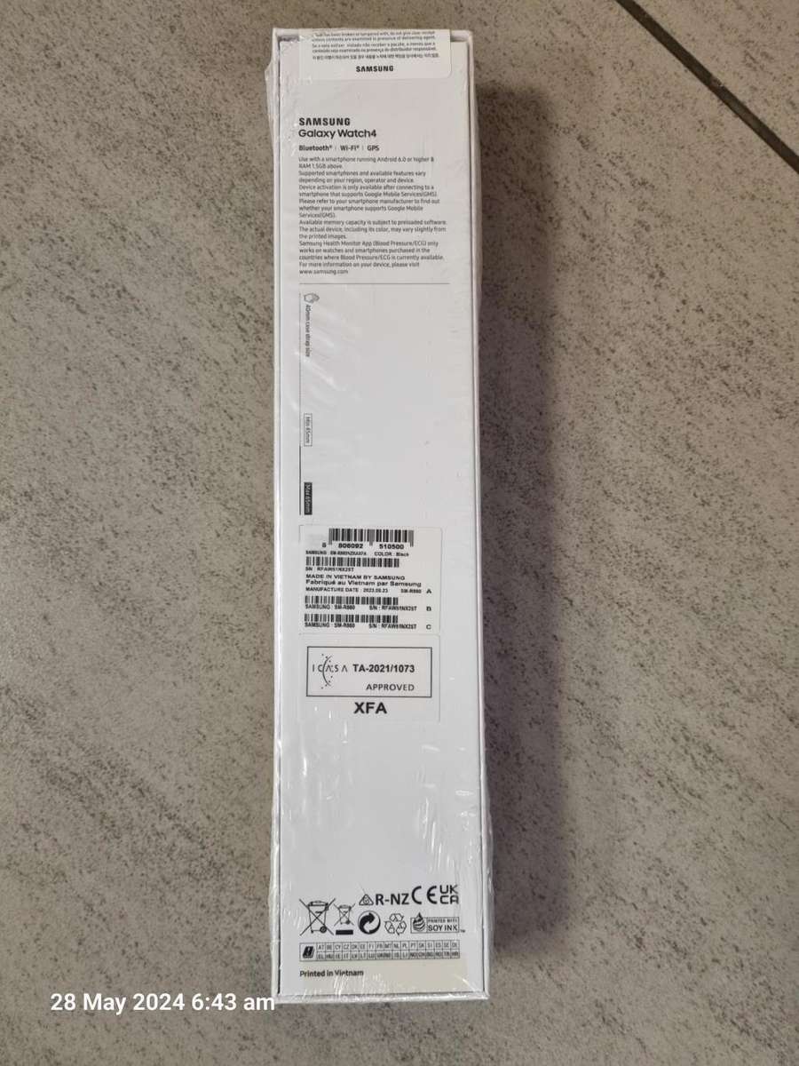 ****SAMSUNG  GALAXY SMART WATCH4****