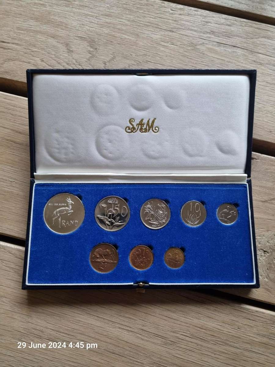 ****1X 1977 SHORT PROOF SET****