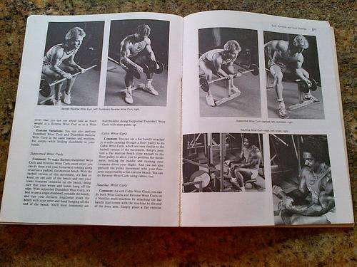 The Gold's Gym Training Encyclopedia by Peter Grymkowski, Edward Connors