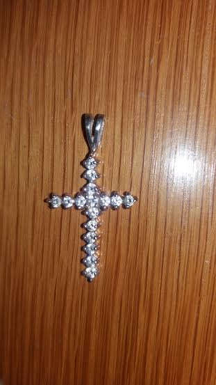925 SOLID SILVER CROSS WITH 16 ROUND STONES