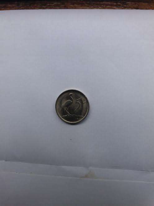 1988 About Uncirculaed  Nickel SAR 5c Coins. Really Nice Coins.