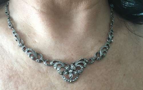 HALLMARKED SILVER AND GENUINE MARCASITE GEMSTONES  NECKLACE