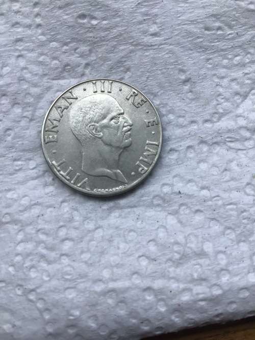 1940 ITALY VITTORIO EMANUELE 111, A  50 CENTESIMI ACMONITAL COIN.