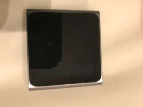 ***Original Apple Ipod Nano, 6th Gen, 16 GB, Silver***