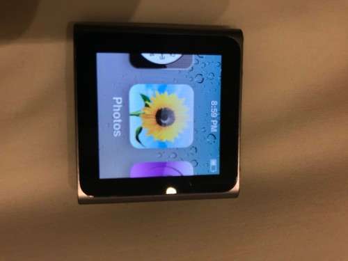 ***Original Apple Ipod Nano, 6th Gen, 16 GB, Silver***