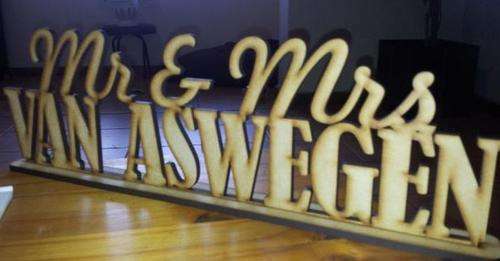 Wooden Mr & Mrs