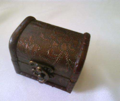 Wedding Favours - Beautiful Crafted Wooden Trinket Box - small