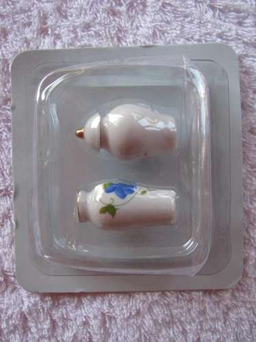 FLORAL VASE AND POT (DEL PRADO)