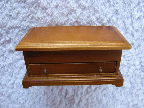 WOODEN KIST (DEL PRADO)