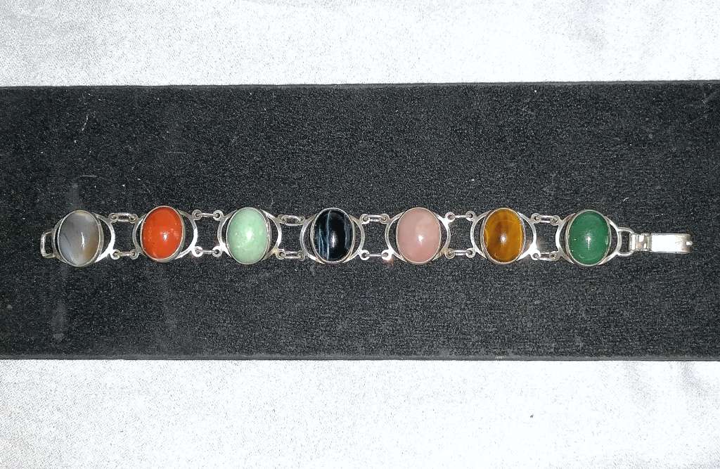 A lovely mid century oblo bracelet