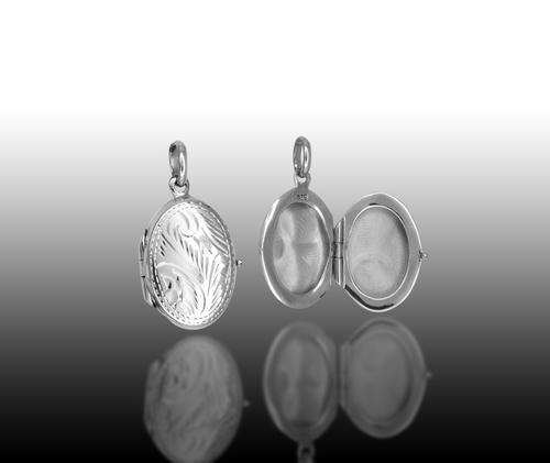 STERLING SILVER OVAL LOCKET