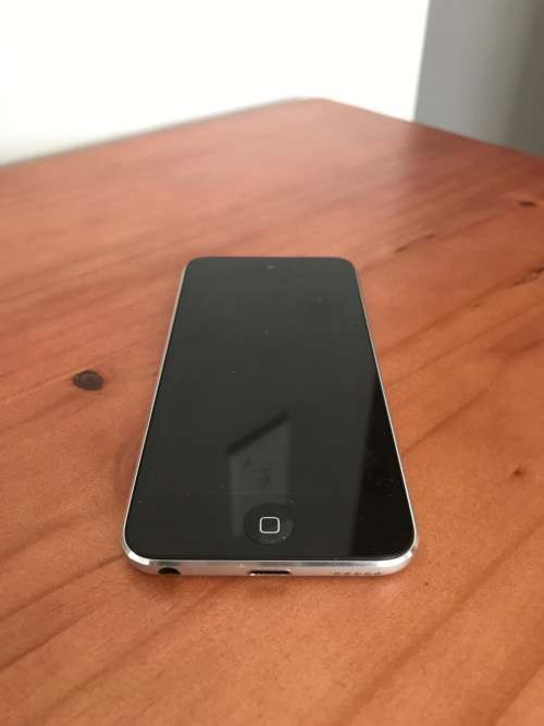 Apple Ipod Touch 16 GB
