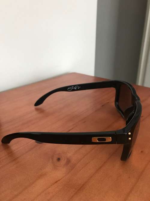 Oakley Holbrook - Shaun White edition free shipping