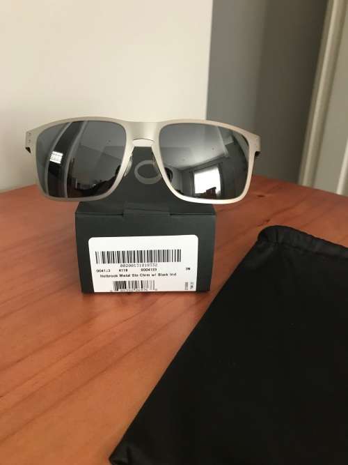 Oakley Holbrook Metal