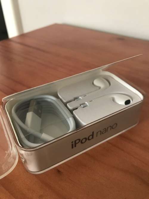 Ipod Nano 16GB - Free Shipping