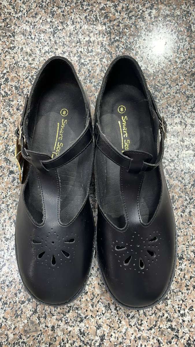 School Shoes Size 8