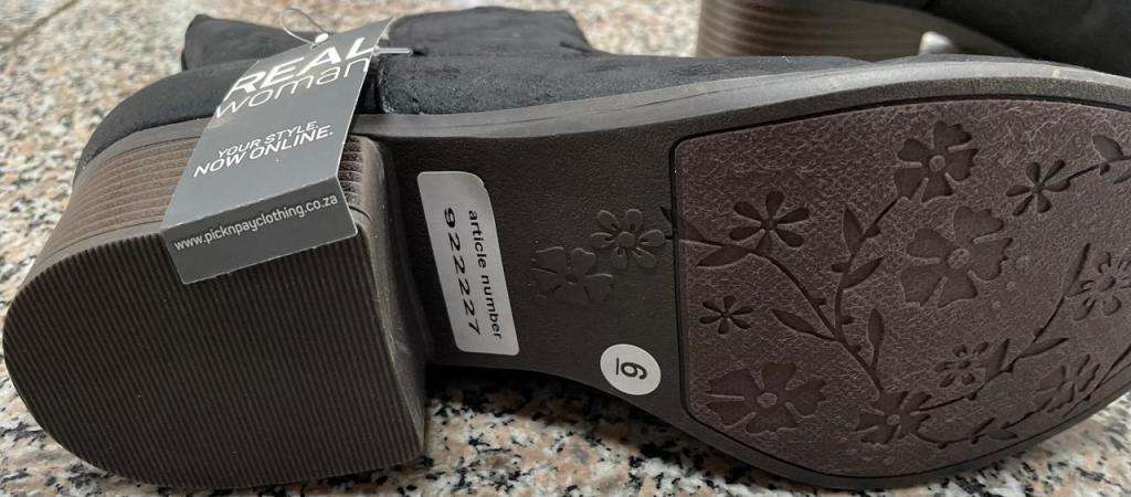 Real Woman Boot Black