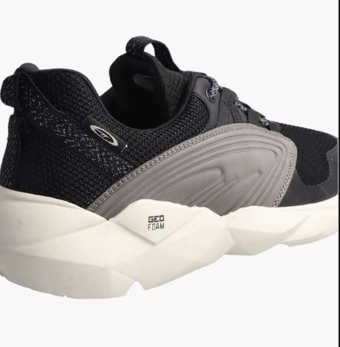 Hi Tec Geo-Yak Sneakers Black & Grey