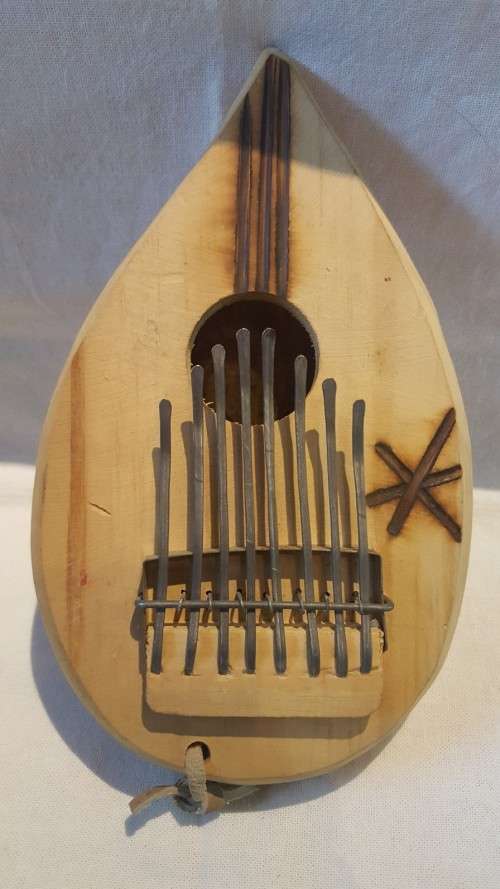 AMAZING!!! San Thumb Piano