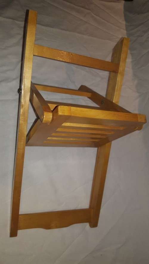 LOVELY!!! Kiddies Folding Chair