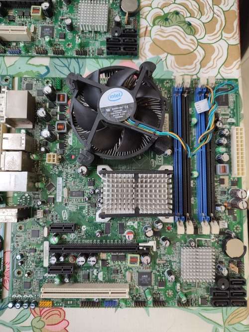 Motherboard Lot (6no.) :: ASUS Sabertooth X58 :: P5K Delux Wifi :: P5Q :: Intel DQ45CB x3