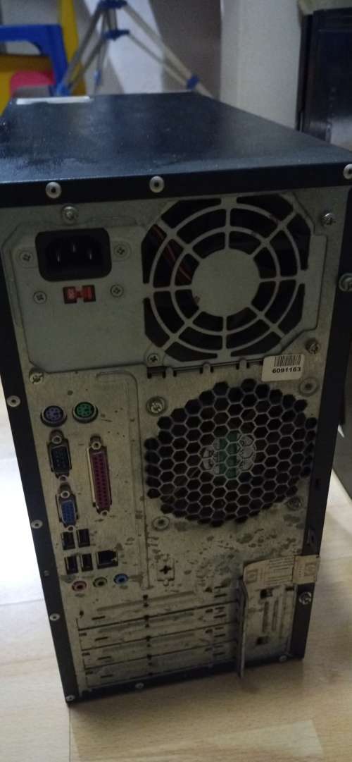 Late entry!!! 3x Desktop PC boxes and Apple Studio Monitor bundle! (read description!)