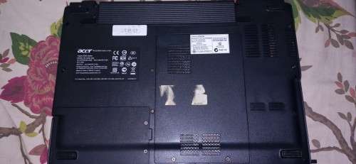 Late entry!!! Acer Aspire 3050 laptop (screen cracked - read description)