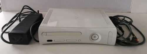 White Xbox 360 console (read description)