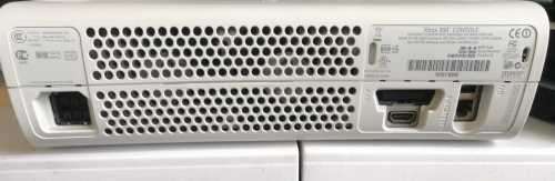 White Xbox 360 console (read description)