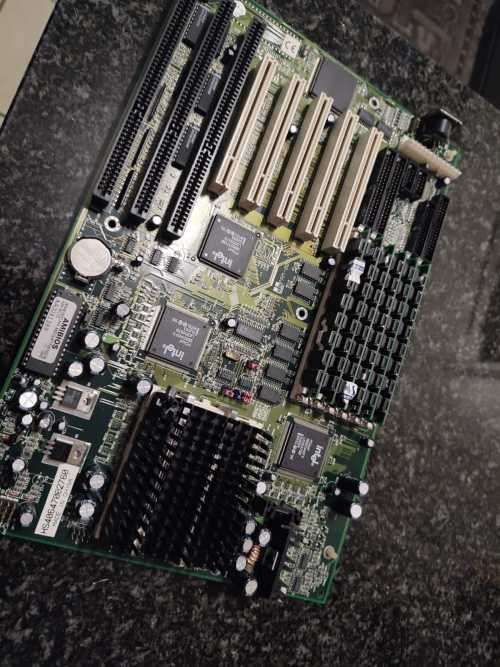 Intel pentium Pro and motherboard