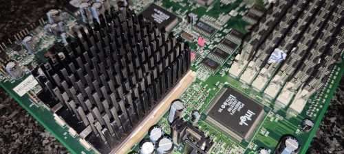 Intel pentium Pro and motherboard