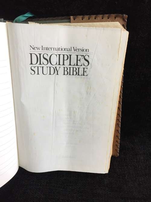 Leather Bible Cover and New International Version Disciple`s Study Bible
