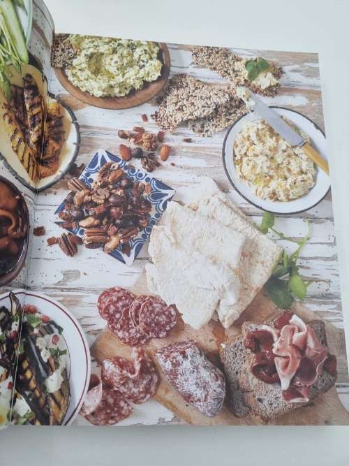 The Real Meal Revolution - Prof Tim Noakes, Sally-Ann Creed, Jonno Proudfoot, David Grier