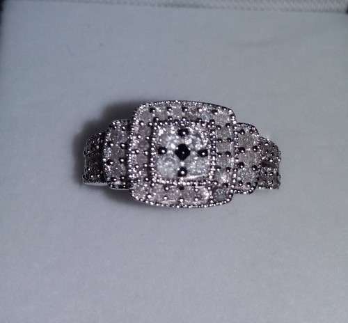 0.636ct White Gold Diamond Ring ** R30751