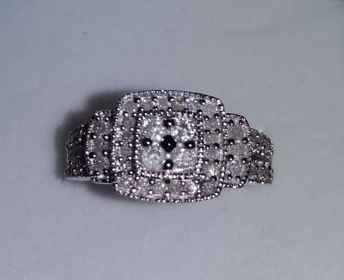 0.636ct White Gold Diamond Ring ** R30751