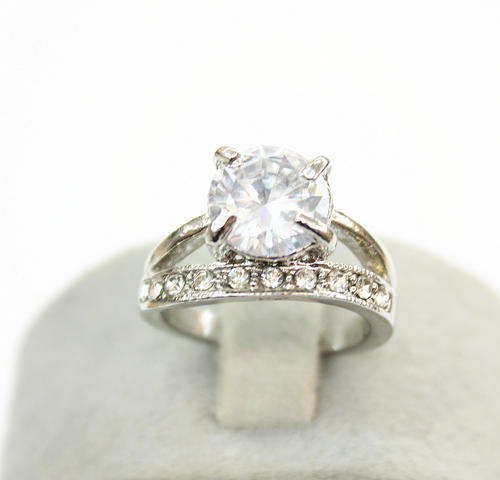 Fashion Zircon Ring