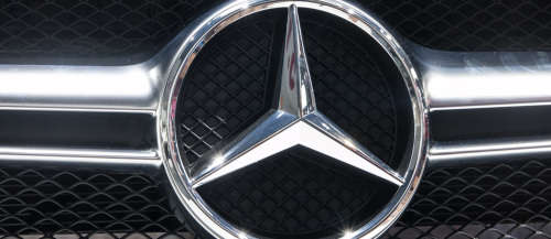 Mercedes W205 grill emblem