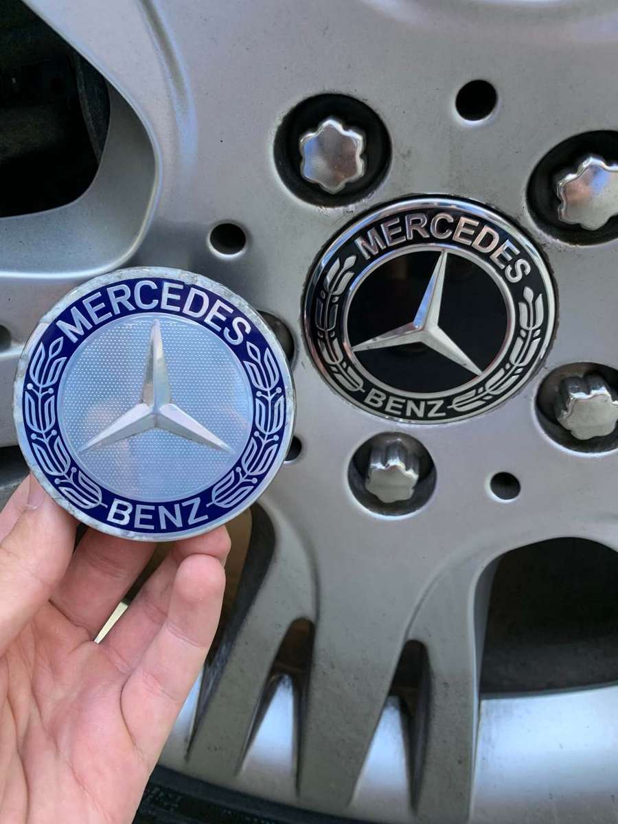 Mercedes center caps