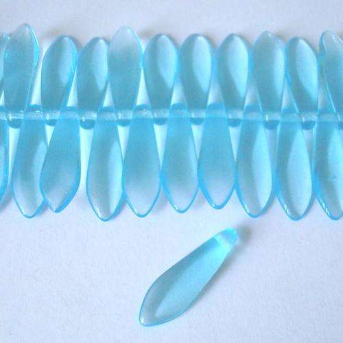 Czech Glass Spears 2-5x16mm 100pc - (+/- R0.24 each) - Aquamarine
