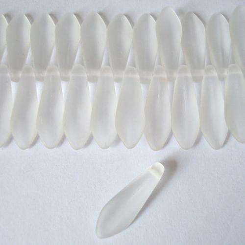 Czech Glass Spears 2-5x16mm 100pc - (+/- R0.24 each) -Frosted Crystal