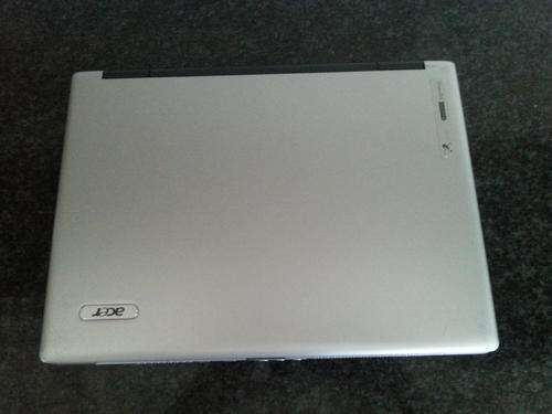 Acer Aspire 3050 | Very Good Condition | Starting at R1 | Bag included