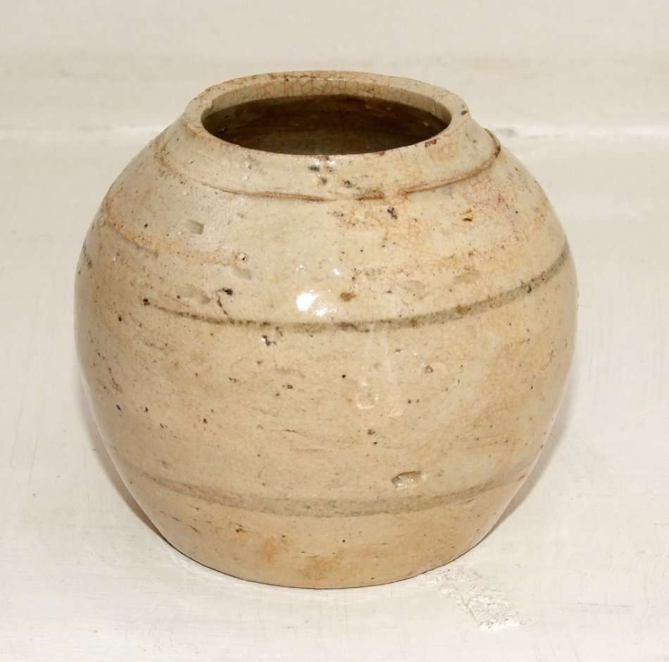 Antique Chinese ceramic Ginger Jar (#2)  good condition, approx. 85mm tall