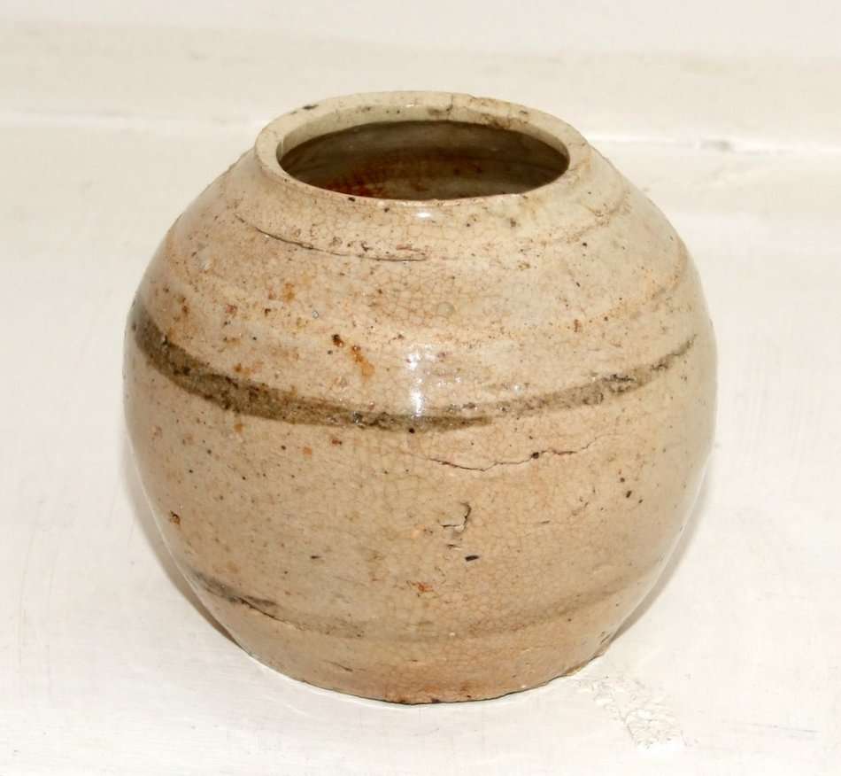 Antique Chinese ceramic Ginger Jar (#2)  good condition, approx. 85mm tall