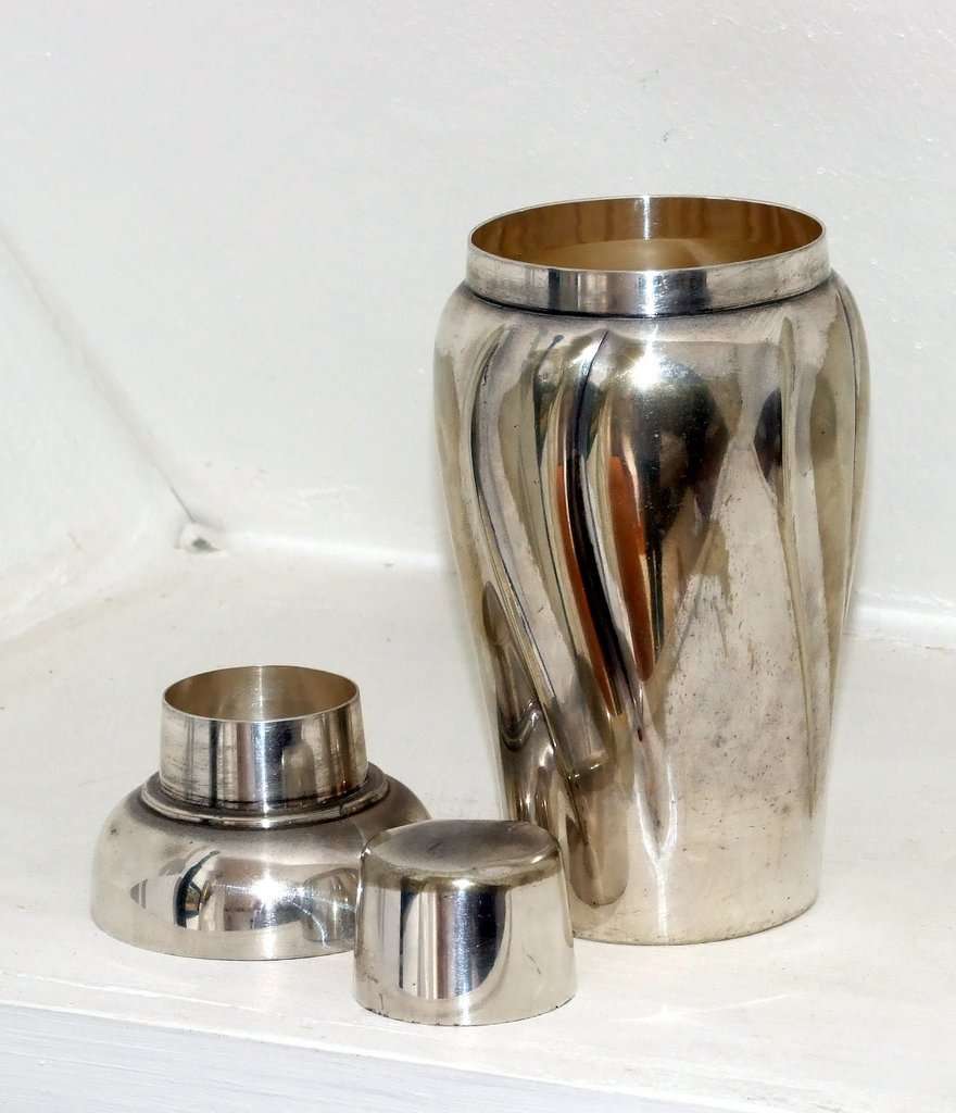 Cocktail Shaker Art Deco Streamline Design by WMF, c1935, RARE!