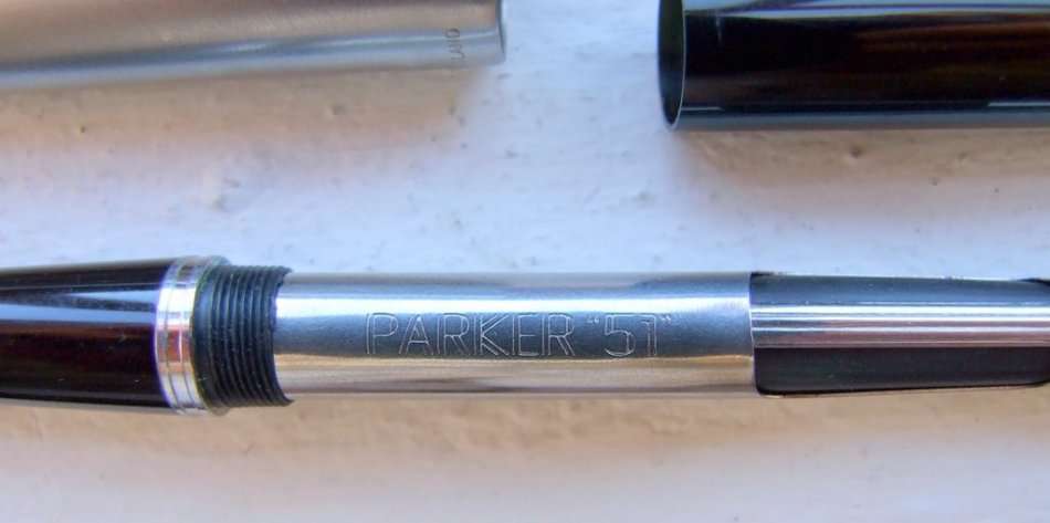 CLASSIC VINTAGE PARKER 51 AEROMETRIC FOUNTAIN PEN - BLACK WITH LUSTRALOY CAP