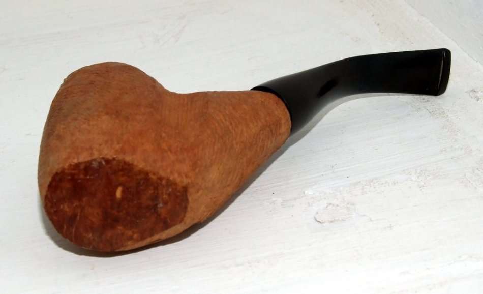 RARE OPPORTUNITY! An unfinished custom "Oom Paul" briar pipe blank - a challenge for pipe restorers!