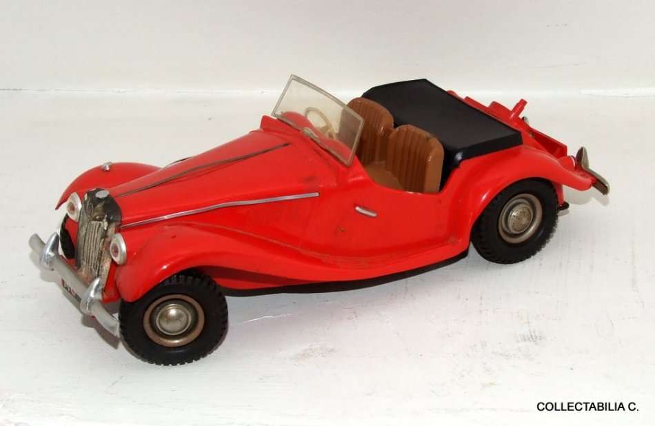 Vintage VICTORY INDUSTRIES V-MODEL MG TC with "Mighty Midget" electric motor, original box, c1954