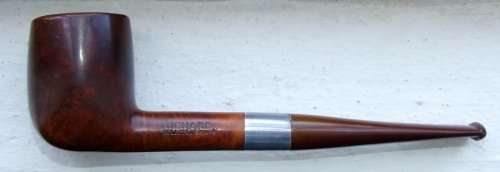 Superb Richard selected briar billiard estate pipe in good condition.